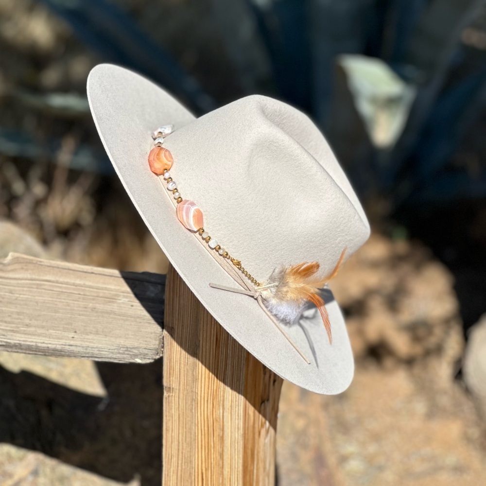 Botswana Agate Freshwater Pearl Hat Band - Picture 3 of 8